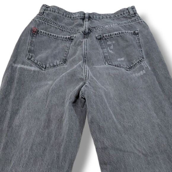 BDG Jeans Size 29 W30"xL31" Urban Outfitters Mom High Rise Jeans Destroyed Jeans - Picture 5 of 6